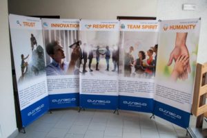 x-banner